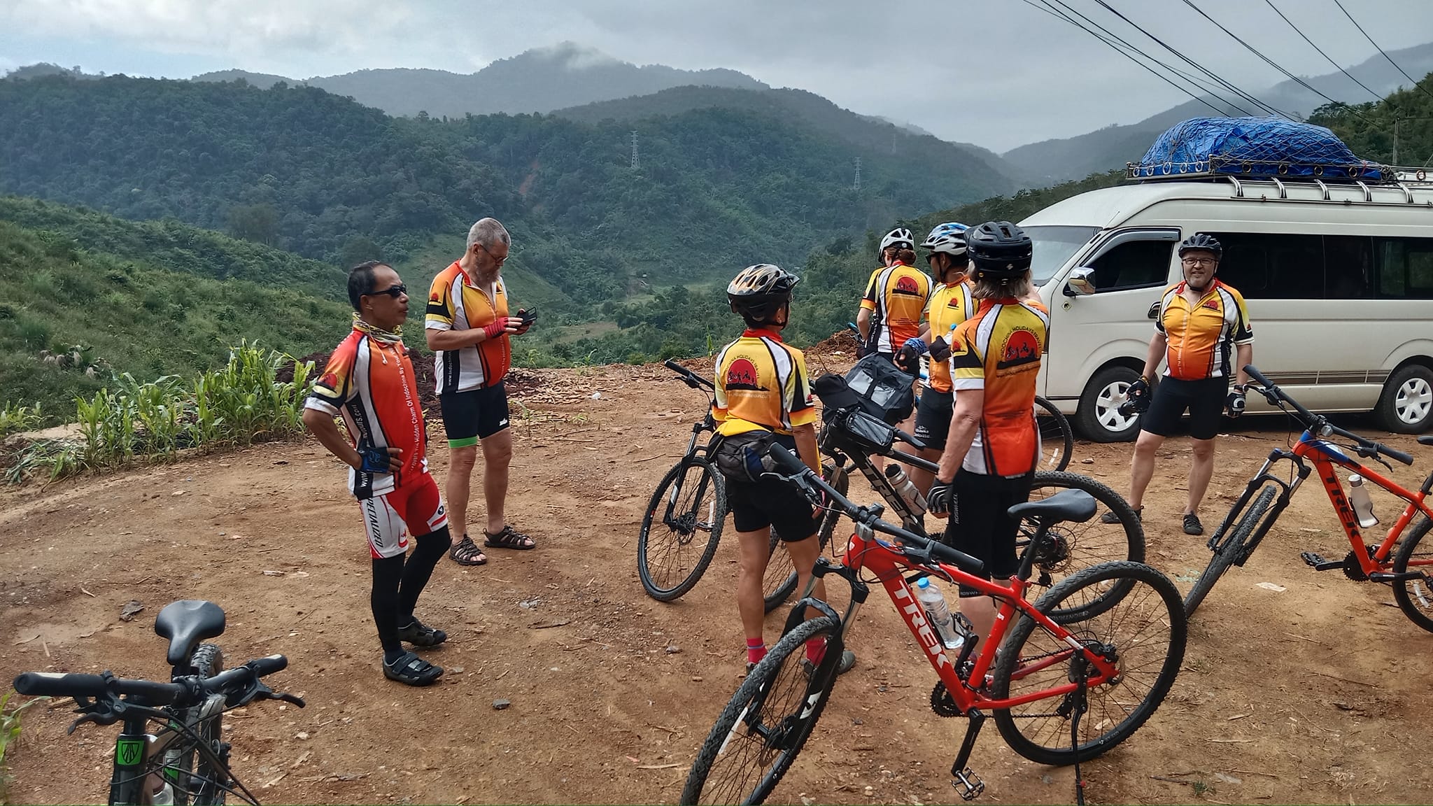 Easy cycling in Bohol Island and Camiguin Tour – 7 Days